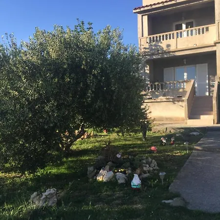 Stela * Rab Town