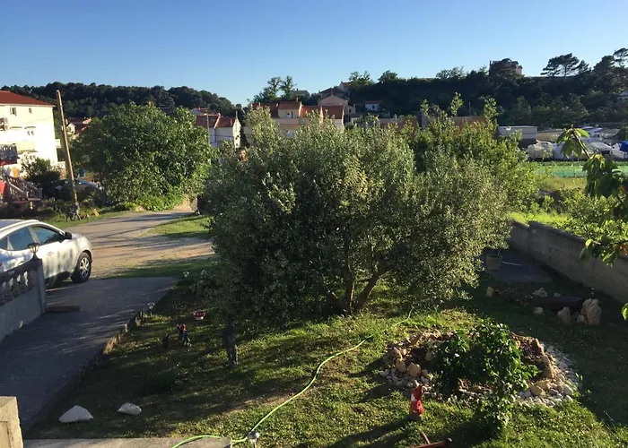 Stela Appartamento Rab Town