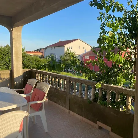 Stela Apartament *